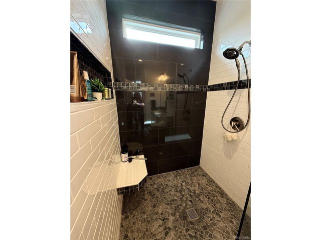 653 Glenarbor Cir, Longmont, CO 80504