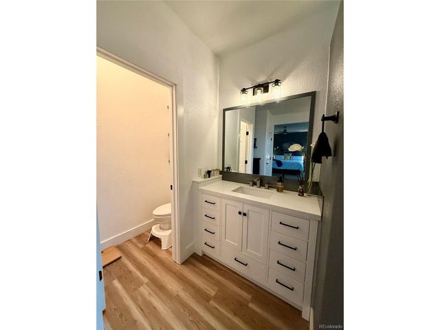 653 Glenarbor Cir, Longmont, CO 80504