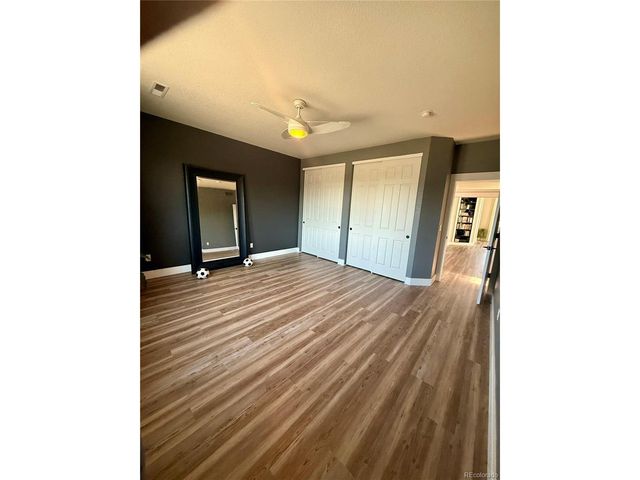 653 Glenarbor Cir, Longmont, CO 80504