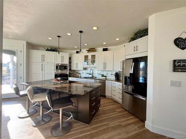 653 Glenarbor Cir, Longmont, CO 80504