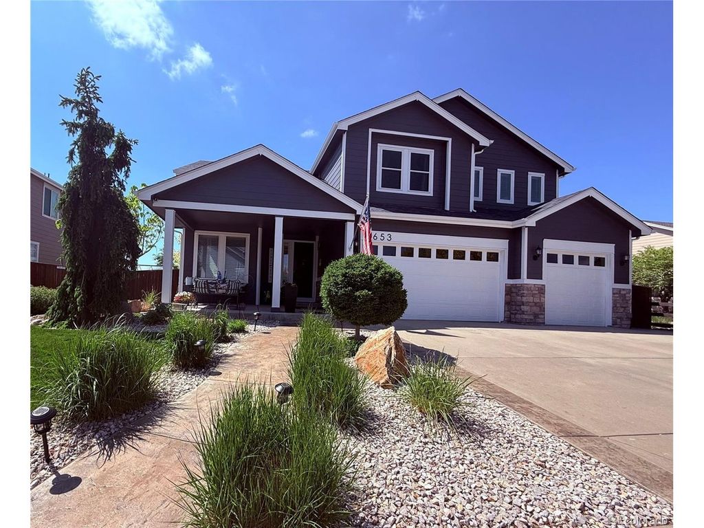 653 Glenarbor Cir, Longmont, CO 80504