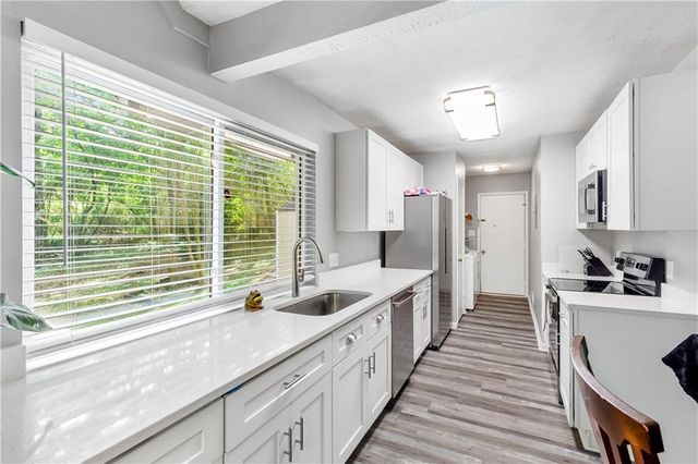 2090 Randolph Circle NW, Kennesaw, GA 30144