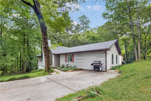2090 Randolph Circle NW, Kennesaw, GA 30144