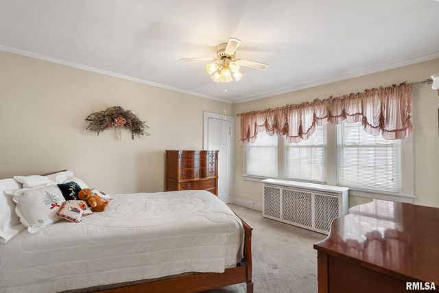 202 W Williams Street, Atkinson, IL 61235