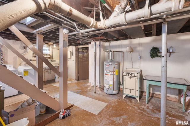 202 W Williams Street, Atkinson, IL 61235