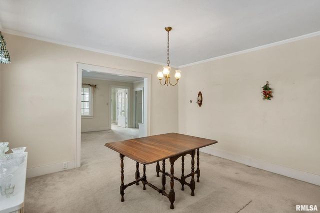 202 W Williams Street, Atkinson, IL 61235