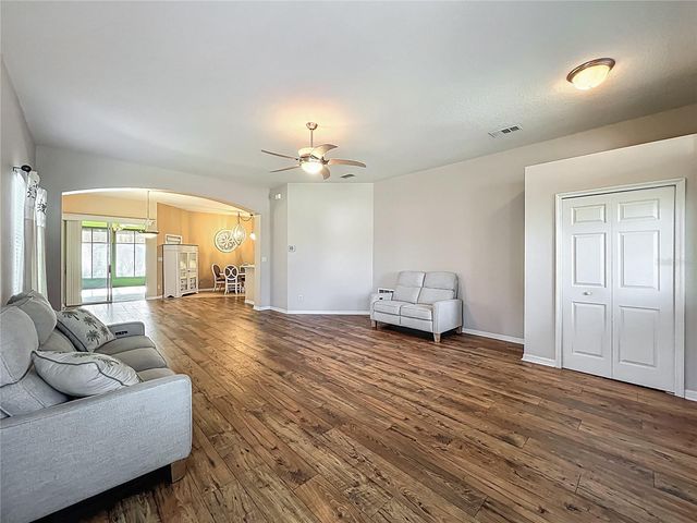 3605 MOUNT HOPE LOOP, Leesburg, FL 34748