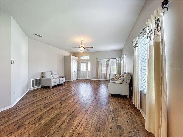 3605 MOUNT HOPE LOOP, Leesburg, FL 34748