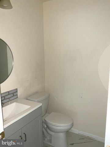 1113 ELLIS AVE, Fredericksburg, VA 22401