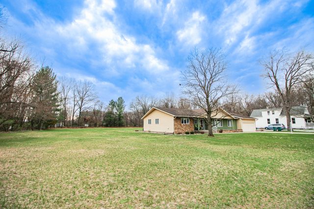 303 Dahlke Street, North Judson, IN 46366