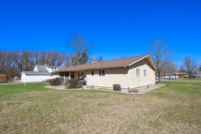 303 Dahlke Street, North Judson, IN 46366