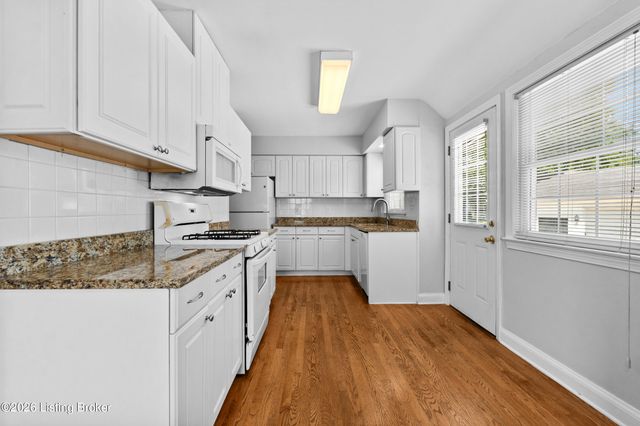4600 Beaver Rd, Bellewood, KY 40207