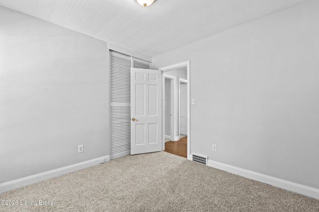 4600 Beaver Rd, Bellewood, KY 40207