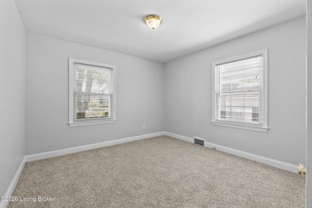 4600 Beaver Rd, Bellewood, KY 40207