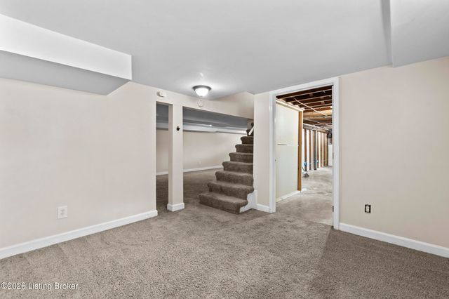 4600 Beaver Rd, Bellewood, KY 40207