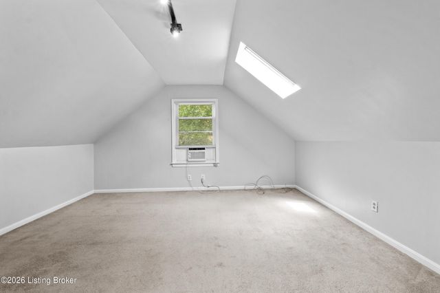 4600 Beaver Rd, Bellewood, KY 40207