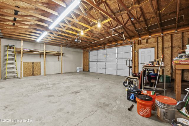 4600 Beaver Rd, Bellewood, KY 40207