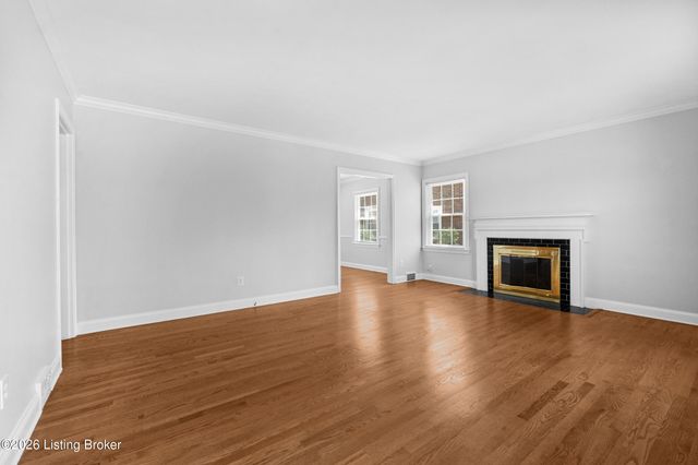 4600 Beaver Rd, Bellewood, KY 40207