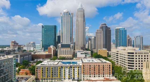 426 N Tryon Street B2.1r, Charlotte, NC 28202