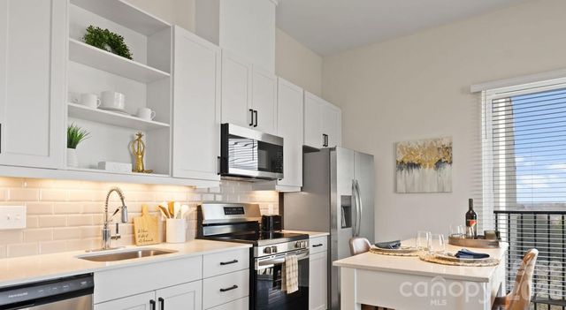 426 N Tryon Street B2.1r, Charlotte, NC 28202