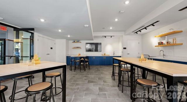 426 N Tryon Street B2.1r, Charlotte, NC 28202