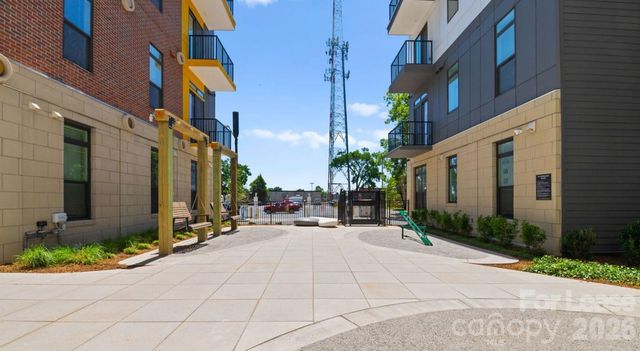 426 N Tryon Street B2.1r, Charlotte, NC 28202
