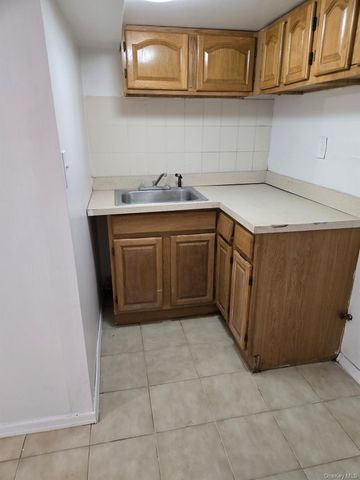 2515 Far Rockaway Boulevard, Far Rockaway, NY 11691