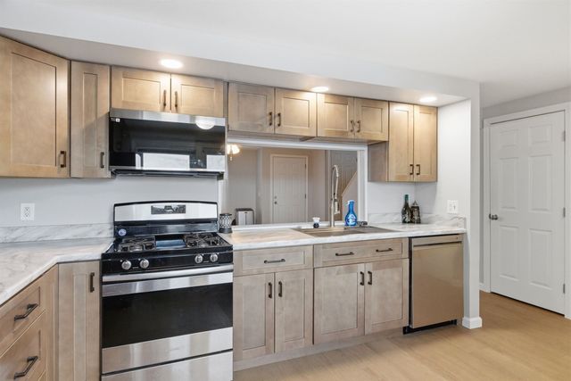 501 Bean Hill Rd Unit 16, Northfield, NH 03276