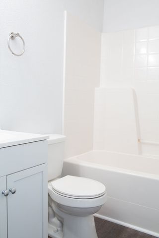 405 Beech St Apt 19, Clarksville, TN 37042