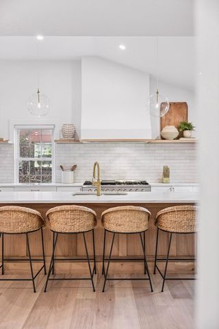 1451 Woodview Lane, Charleston, SC 29412