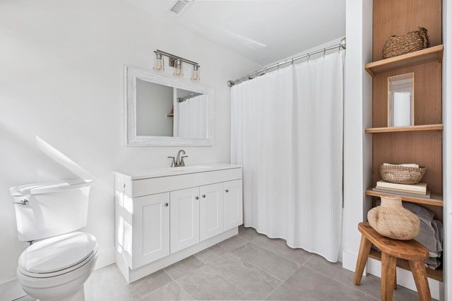 1451 Woodview Lane, Charleston, SC 29412