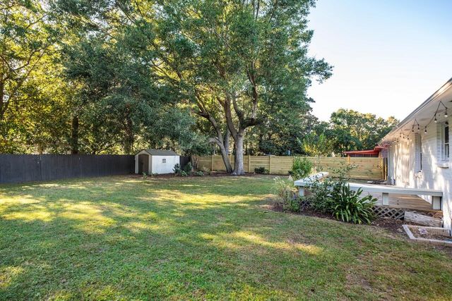 1451 Woodview Lane, Charleston, SC 29412