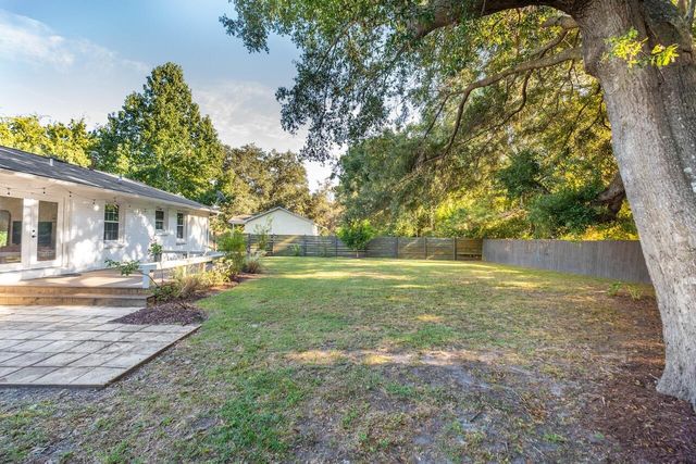 1451 Woodview Lane, Charleston, SC 29412