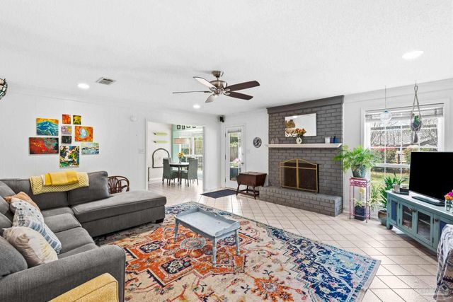 3661 Degas St, Pensacola, FL 32504