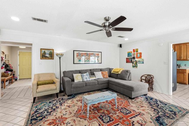 3661 Degas St, Pensacola, FL 32504