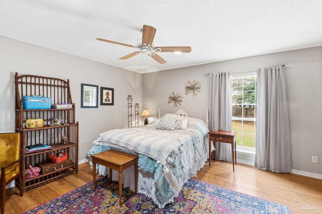 3661 Degas St, Pensacola, FL 32504