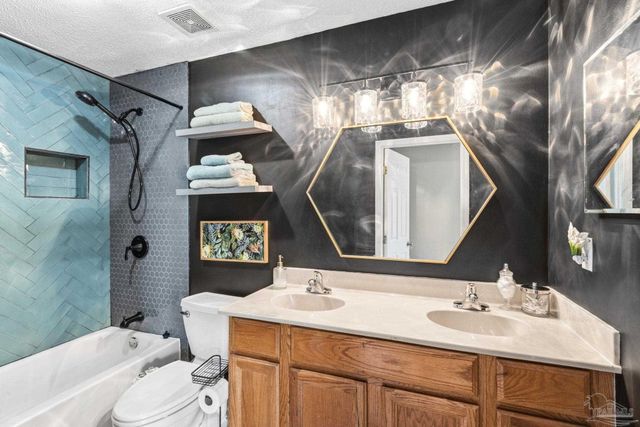 3661 Degas St, Pensacola, FL 32504