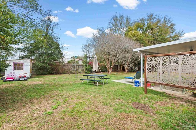3661 Degas St, Pensacola, FL 32504