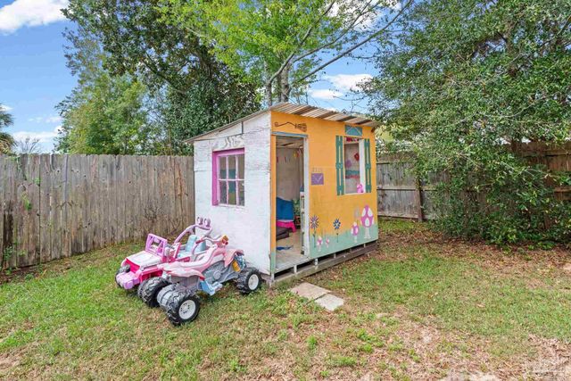 3661 Degas St, Pensacola, FL 32504