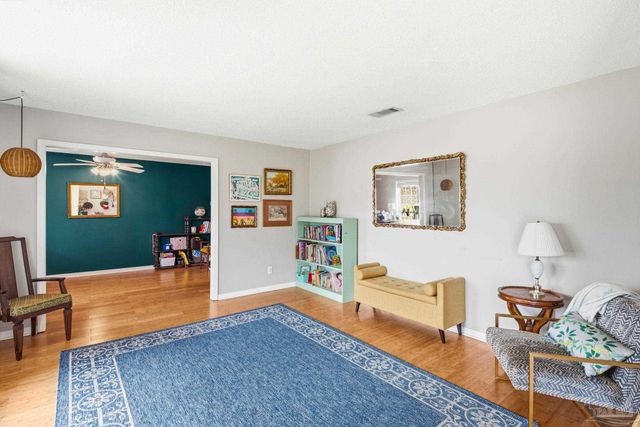 3661 Degas St, Pensacola, FL 32504