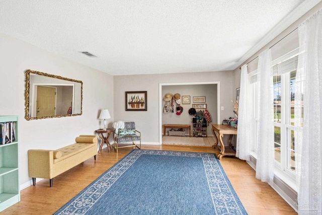 3661 Degas St, Pensacola, FL 32504