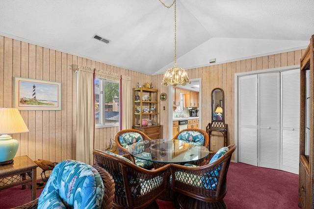 35 Kings Ct., Myrtle Beach, SC 29572