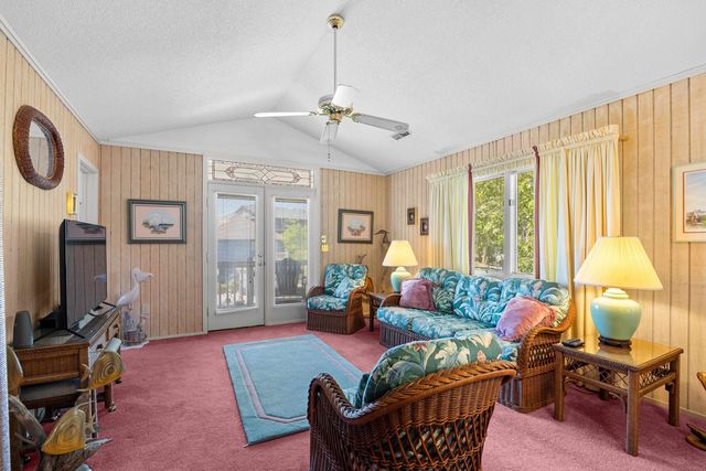 35 Kings Ct., Myrtle Beach, SC 29572