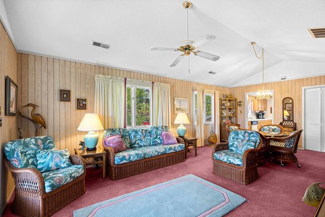 35 Kings Ct., Myrtle Beach, SC 29572