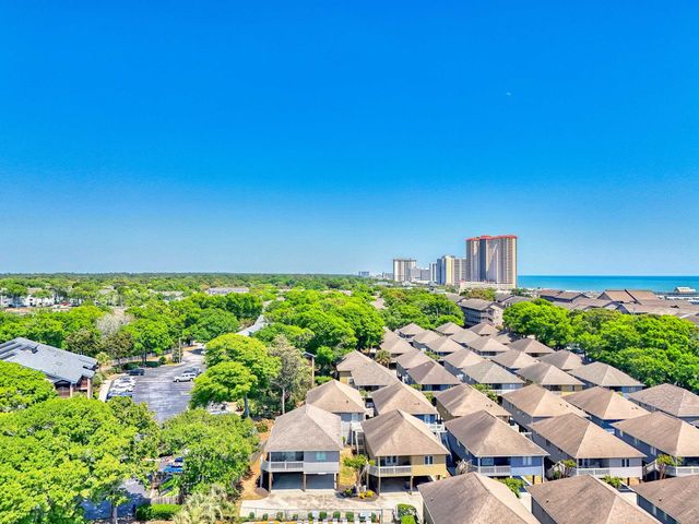 35 Kings Ct., Myrtle Beach, SC 29572