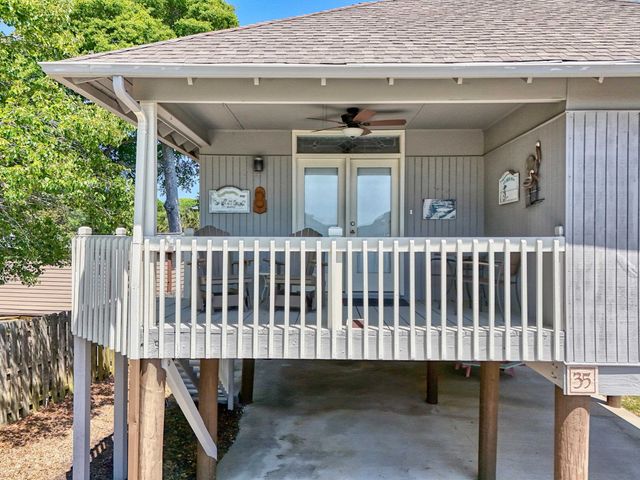 35 Kings Ct., Myrtle Beach, SC 29572