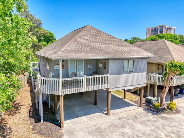 35 Kings Ct., Myrtle Beach, SC 29572