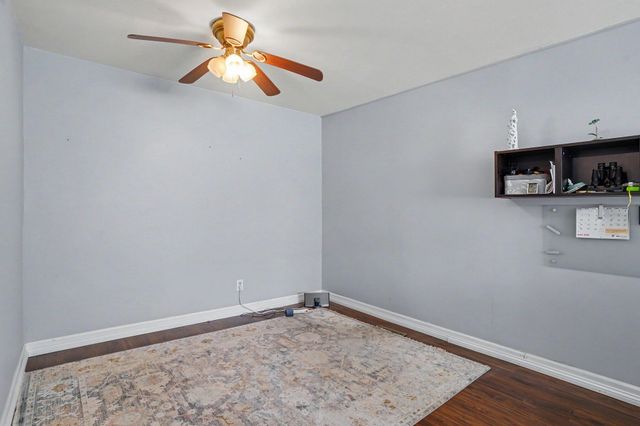 1249 Lakeshore Drive 115, Muskegon City, MI 49441
