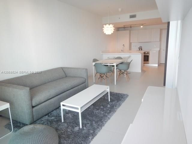 501 NE 31 St 1902, Miami, FL 33137