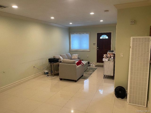 329 W Broadway, Long Beach, NY 11561